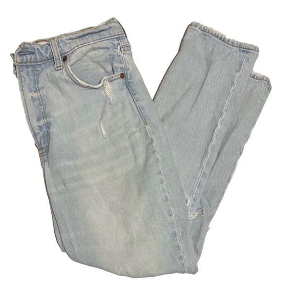 Abercrombie & Fitch The Skinny High Rise light wash distressed size 28 - Picture 4 of 13